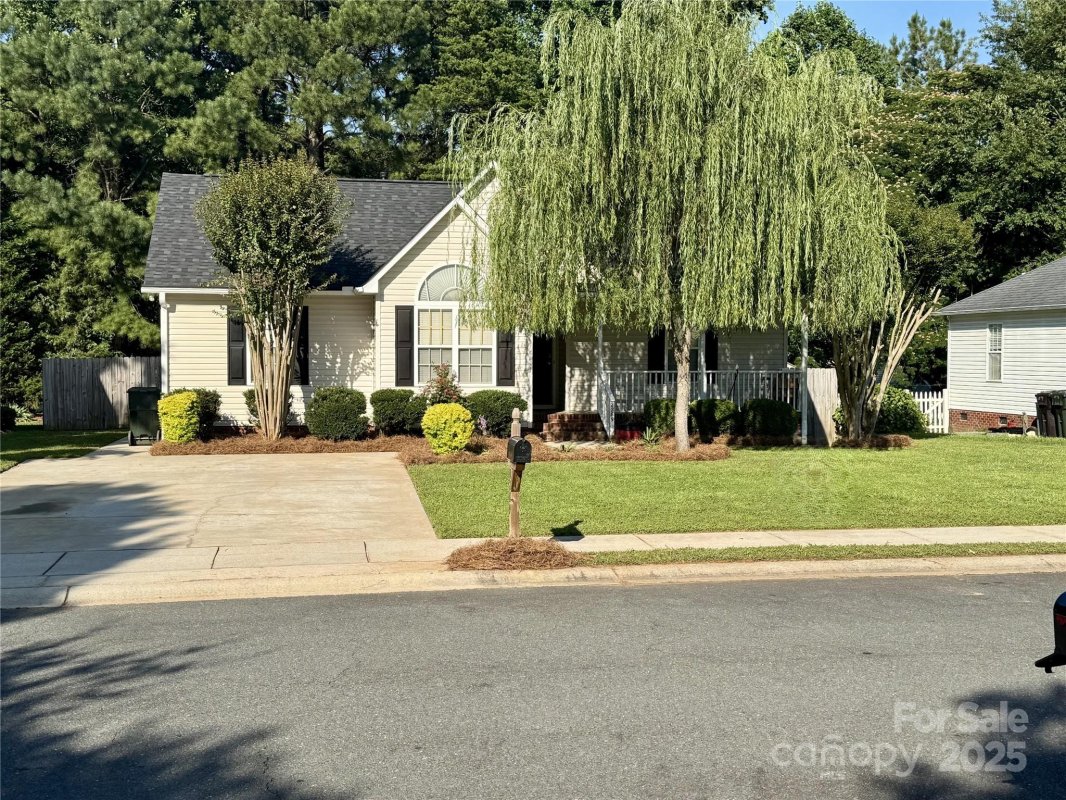 2289 Kestrel Drive