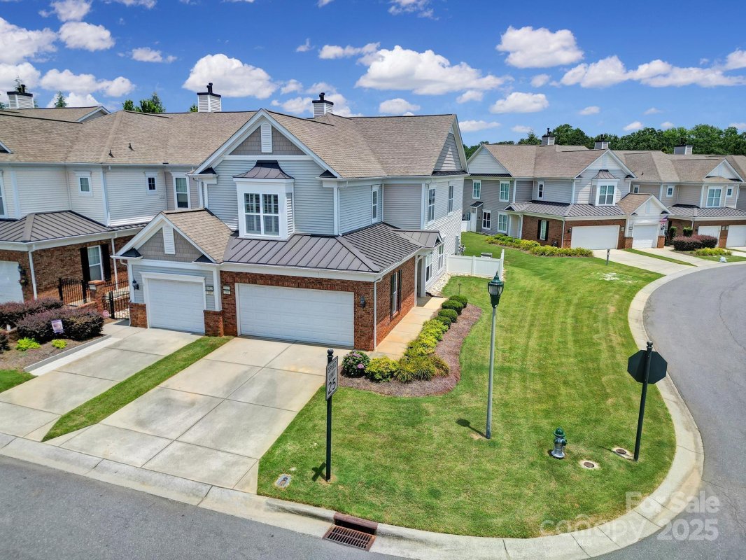 44424 Oriole Drive 200