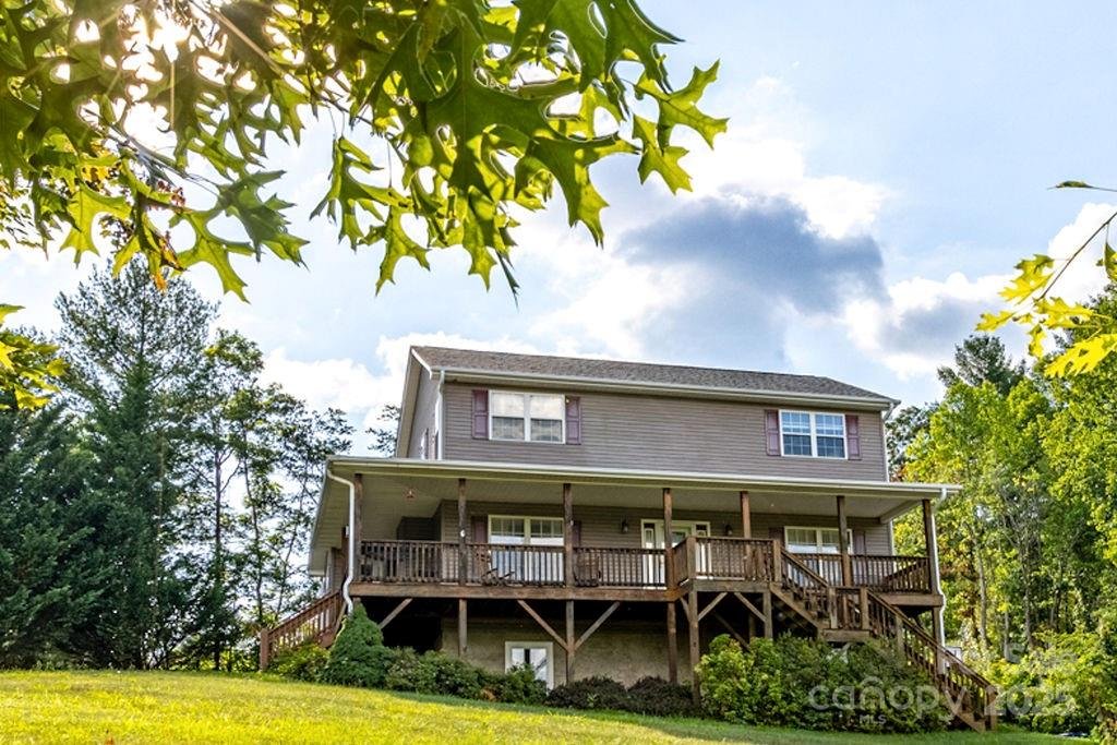 365 Hemlock Springs Trail