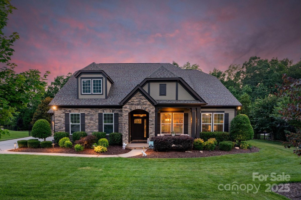 2009 Freeport Drive