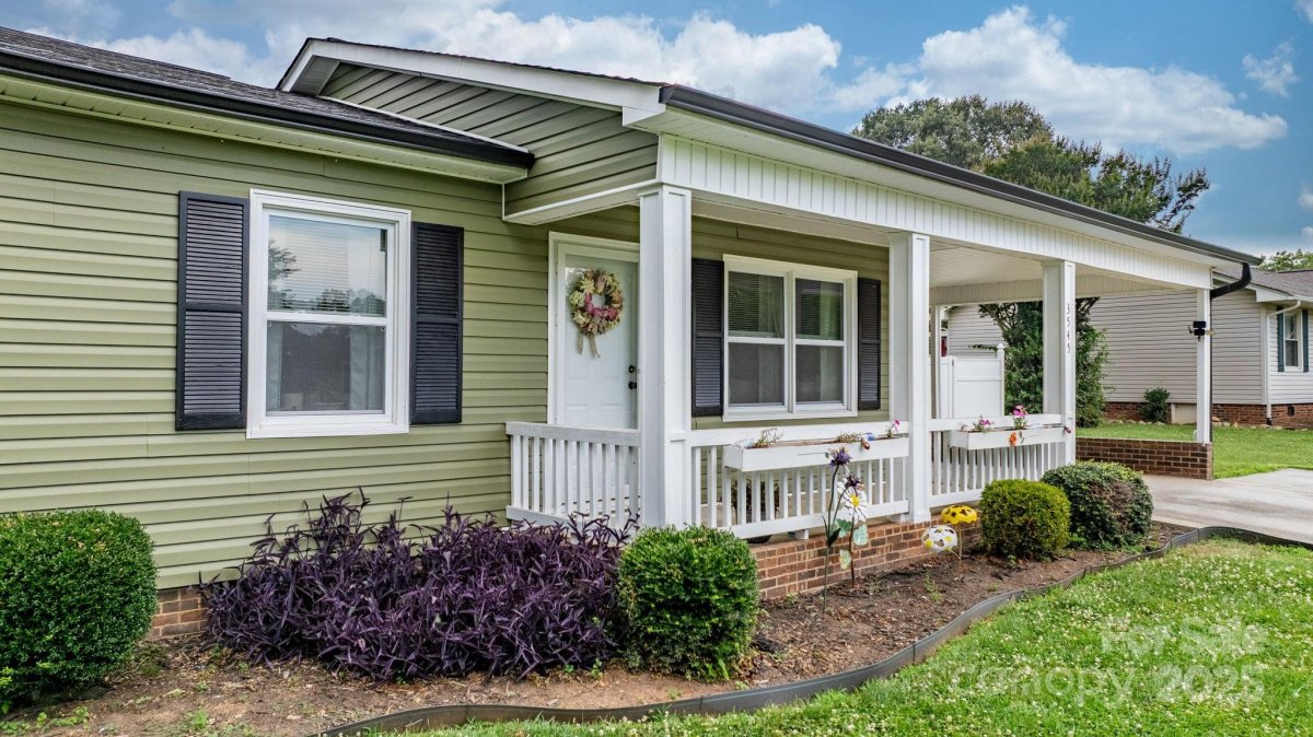 3545 Yorkland Drive