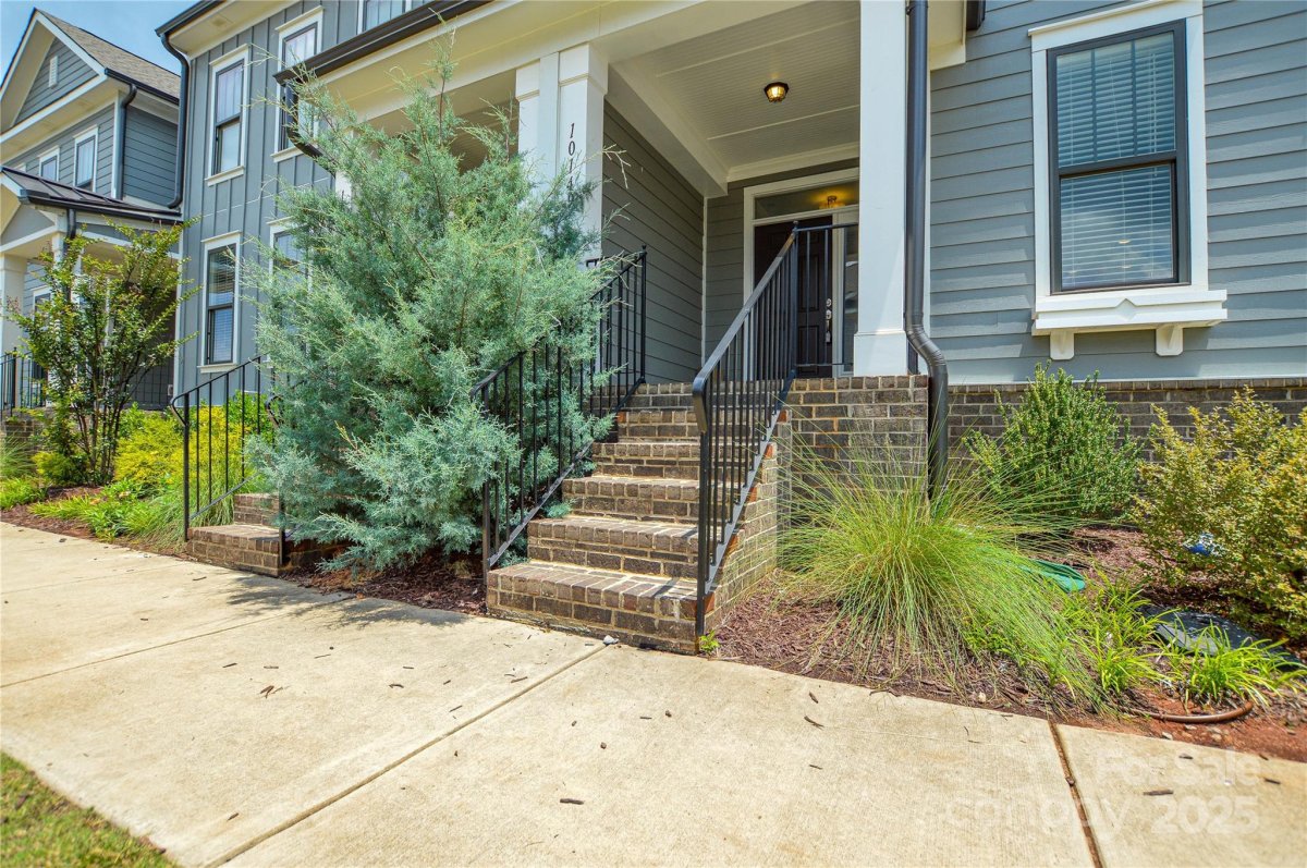 10149 Meeting House Drive