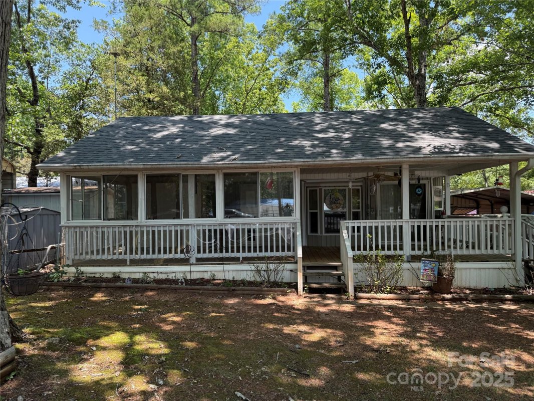 111 113 Shawnee Trail D140/141