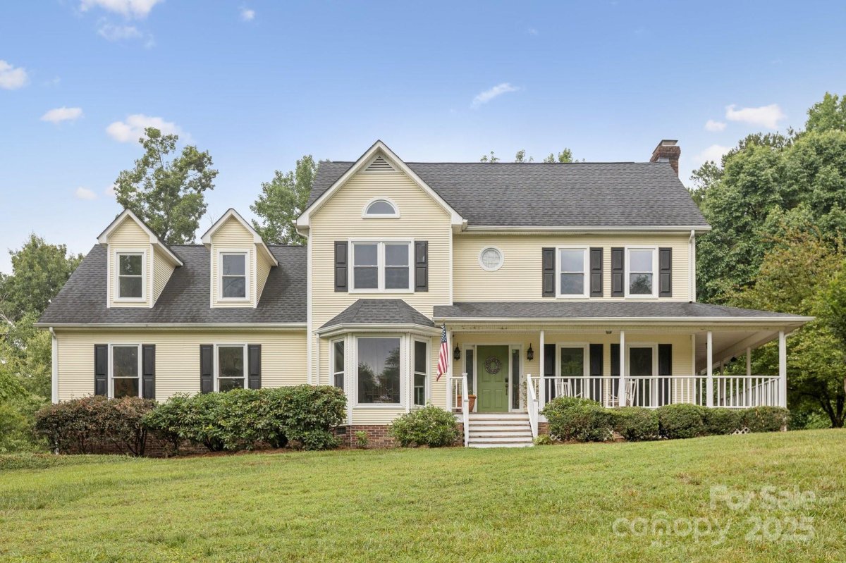 851 Tanglewood Drive