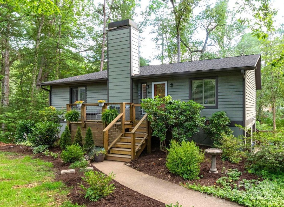 14 New Bern Drive