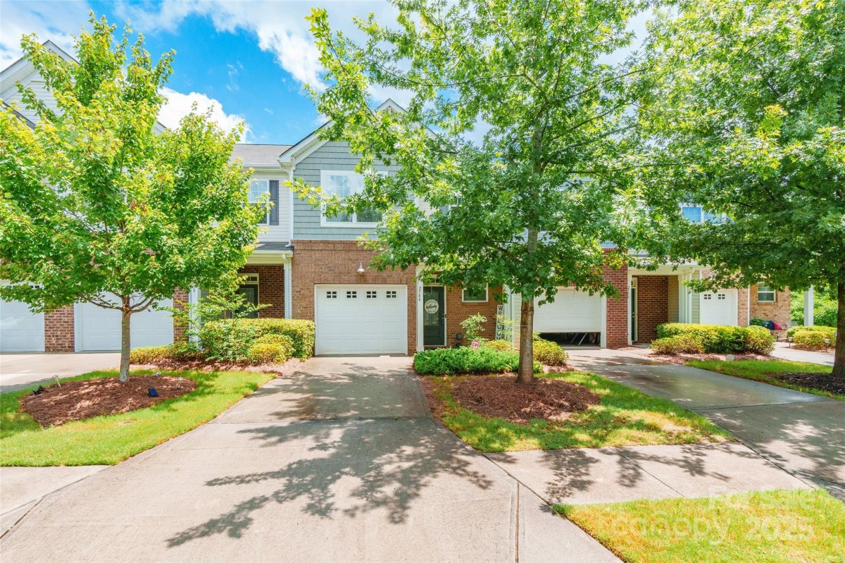 2784 Sawbridge Lane