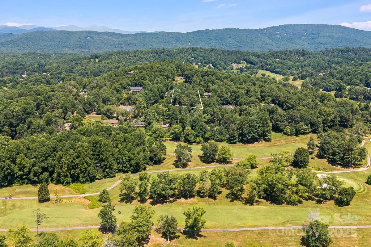 31 W Fairway Drive 24
