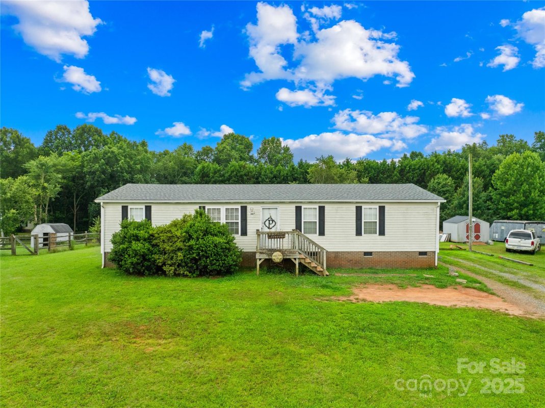 178 Zircon Drive