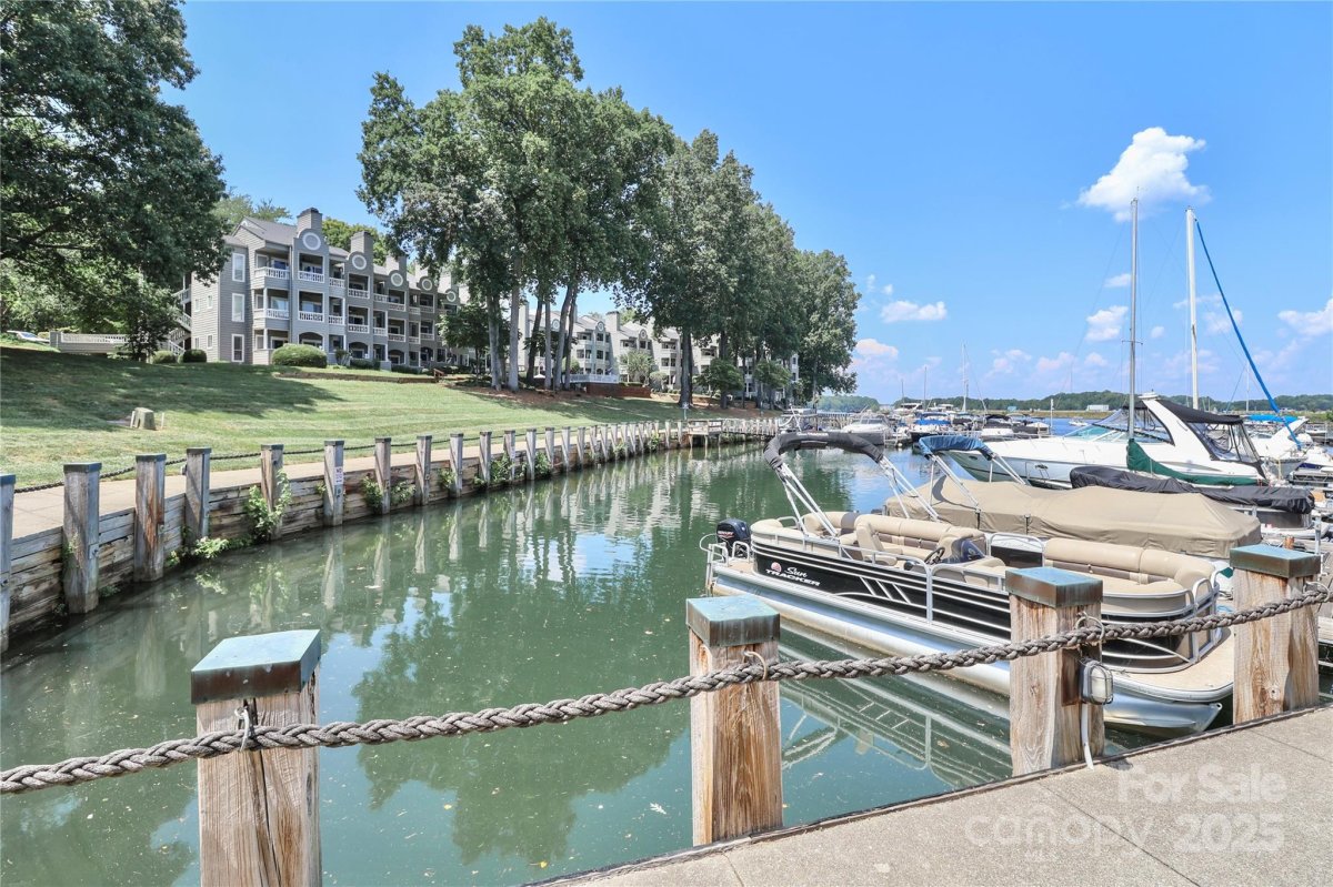 226 Northwest Drive