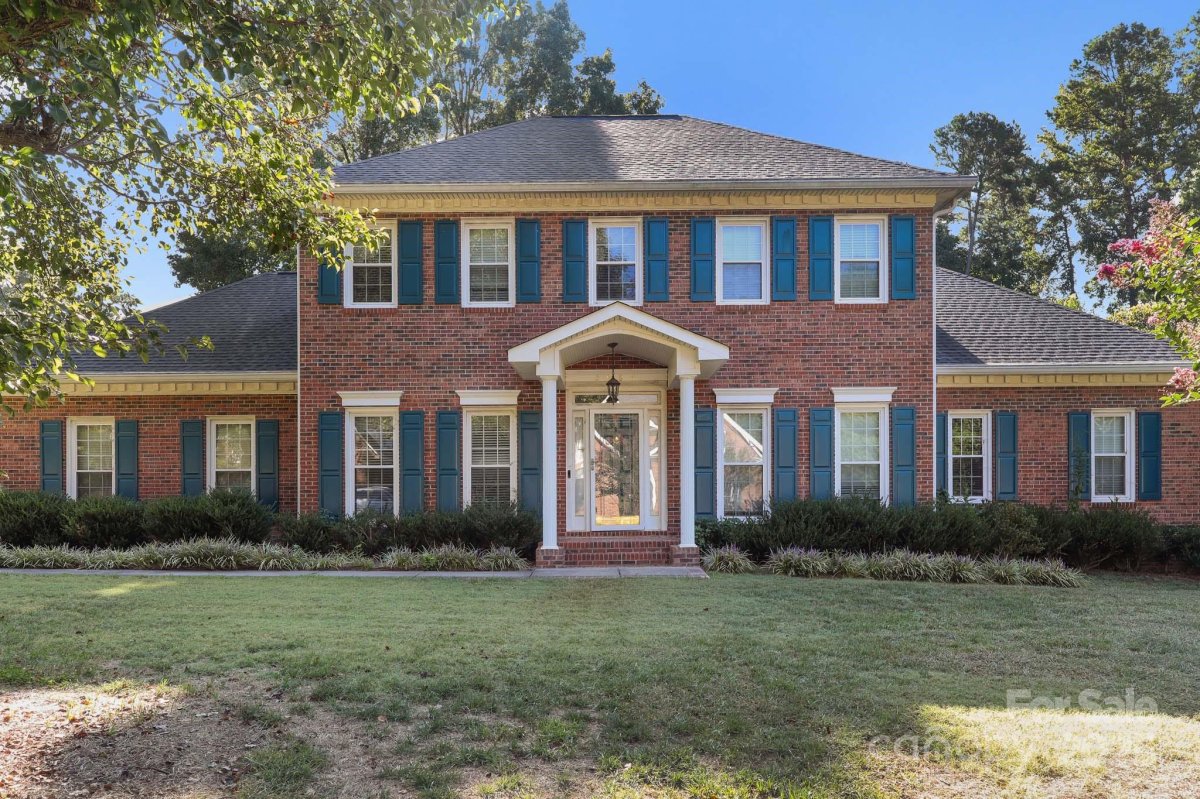2085 Cavendale Drive