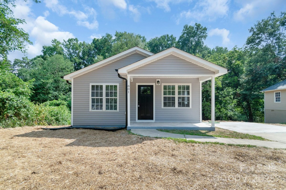 801 Evening Shade Lane