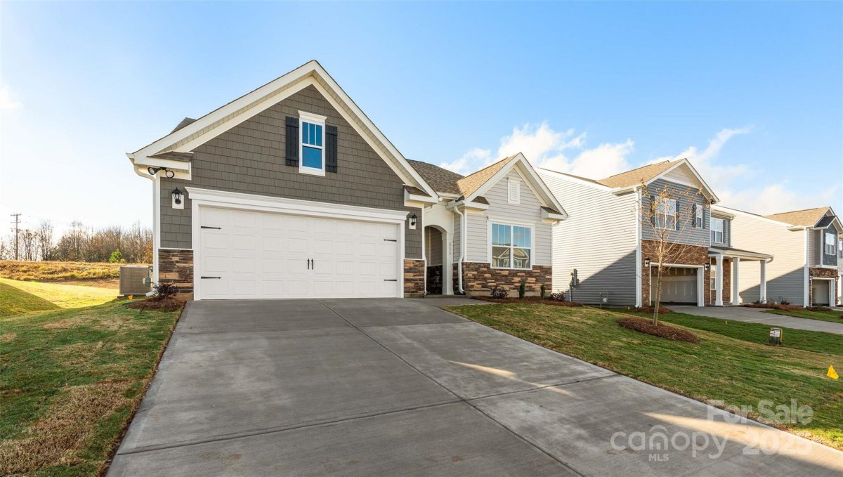 41 Woodvale Drive