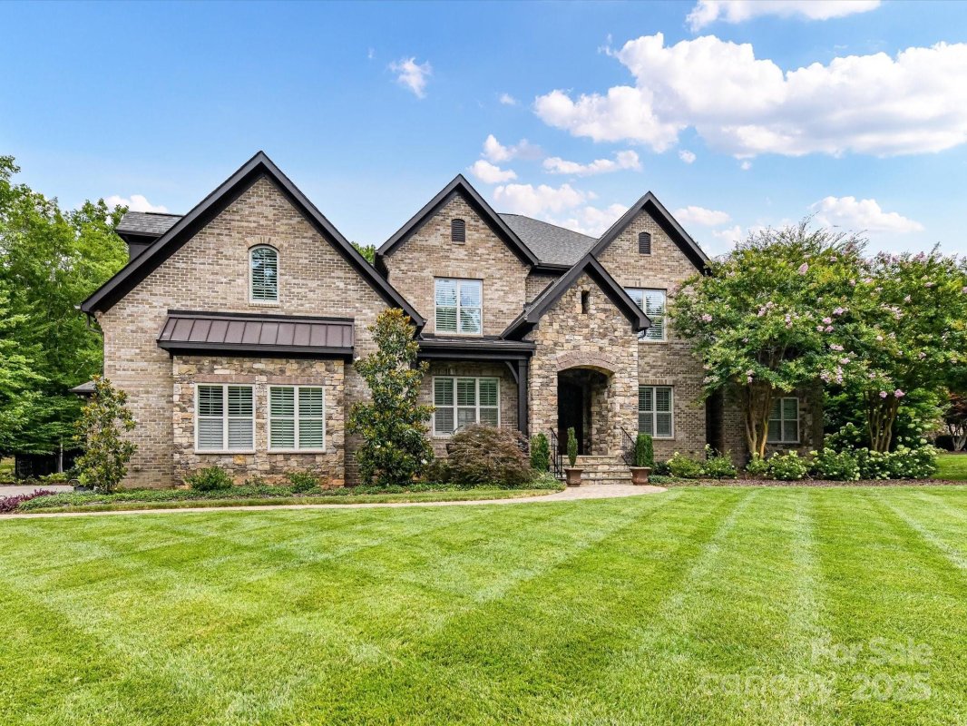 1111 Bromley Drive