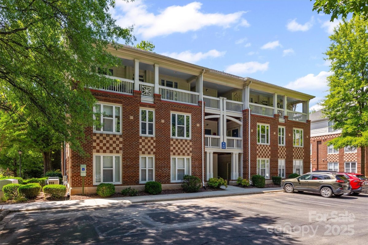 706 Northeast Drive
