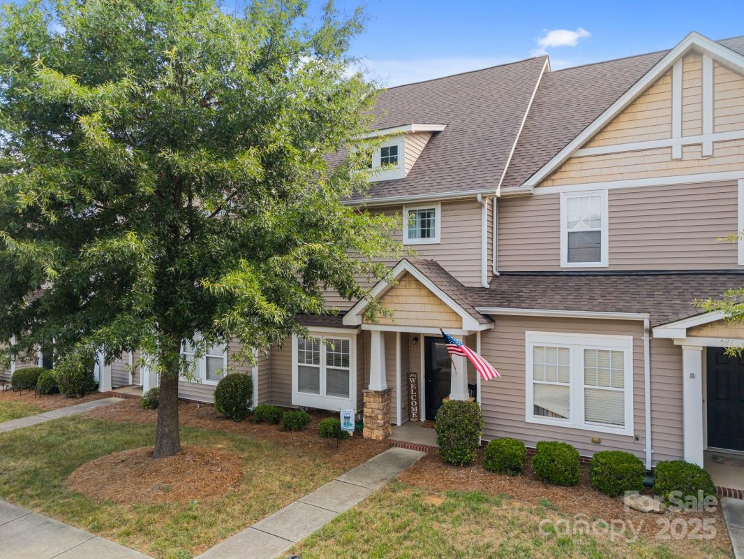 1020 Laparc Lane