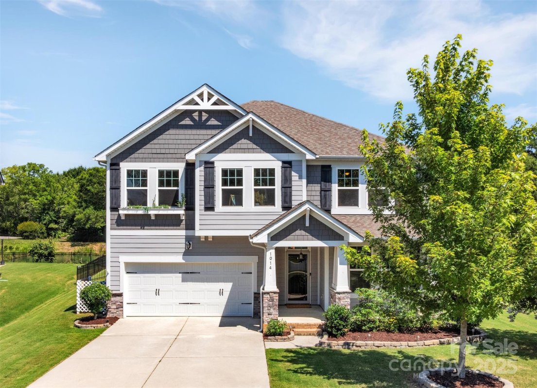 1014 Doughton Lane