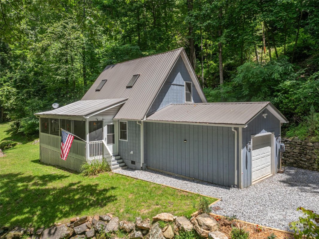 167 Treetop Lane