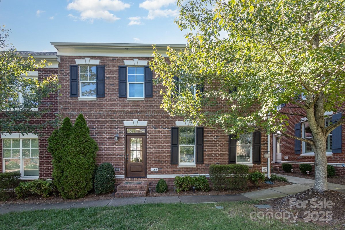 138 Bella Way