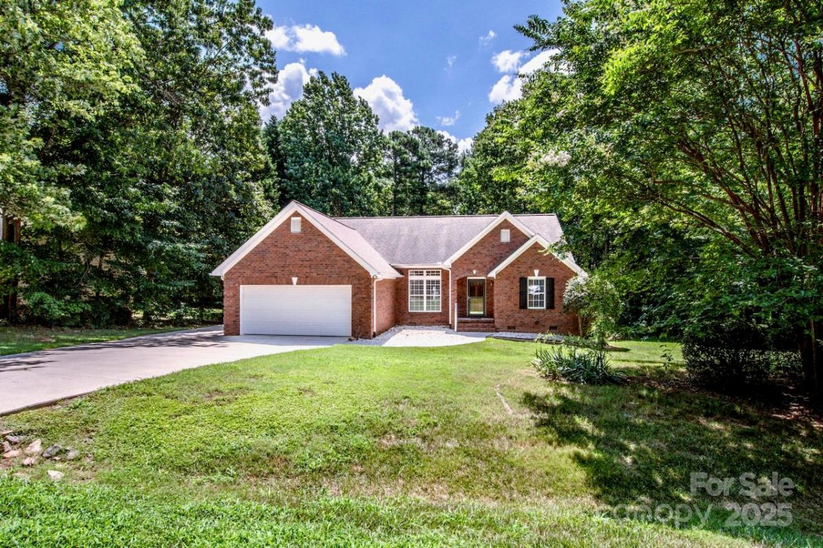 135 Woodstork Cove Drive