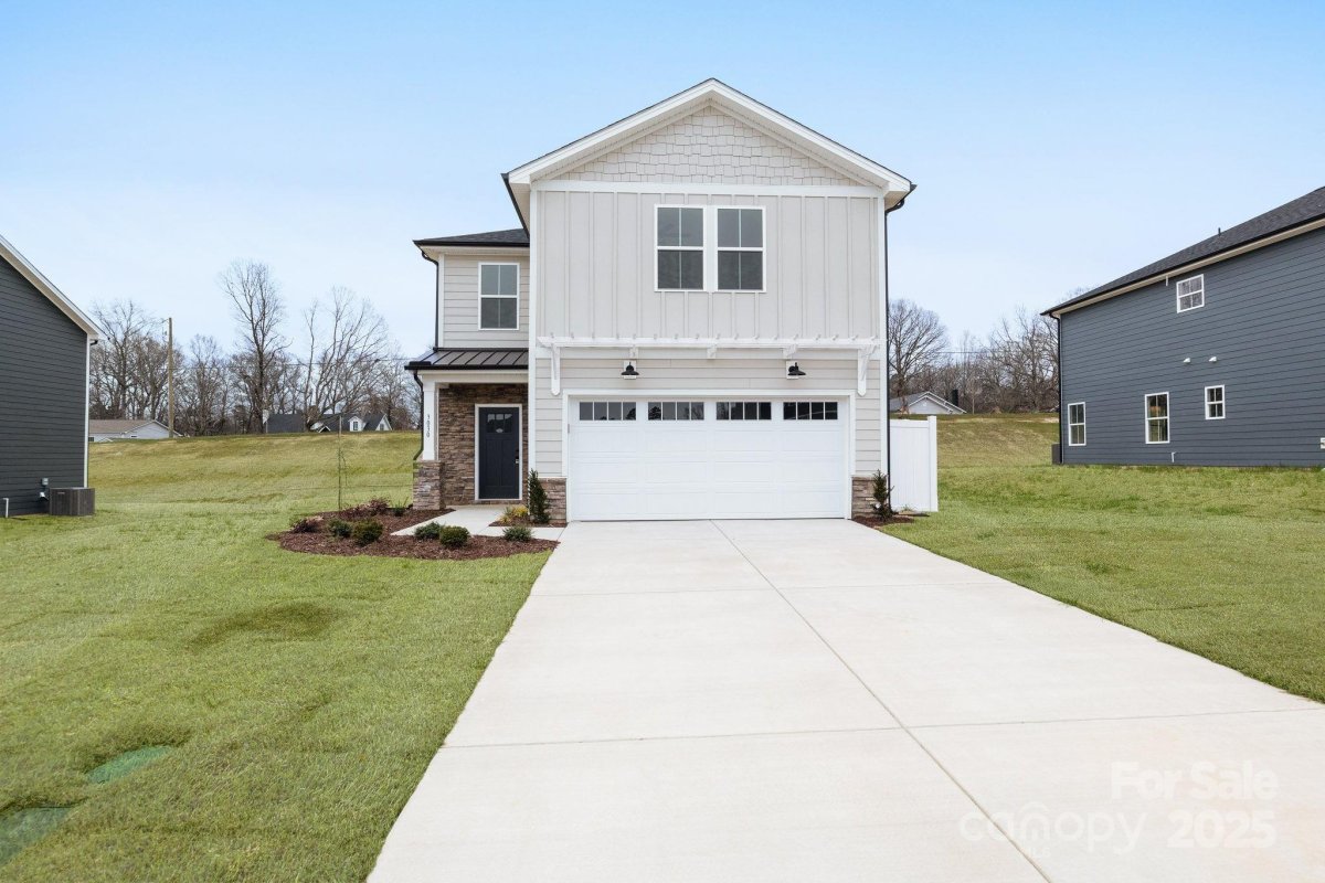3030 Swallowtail Lane