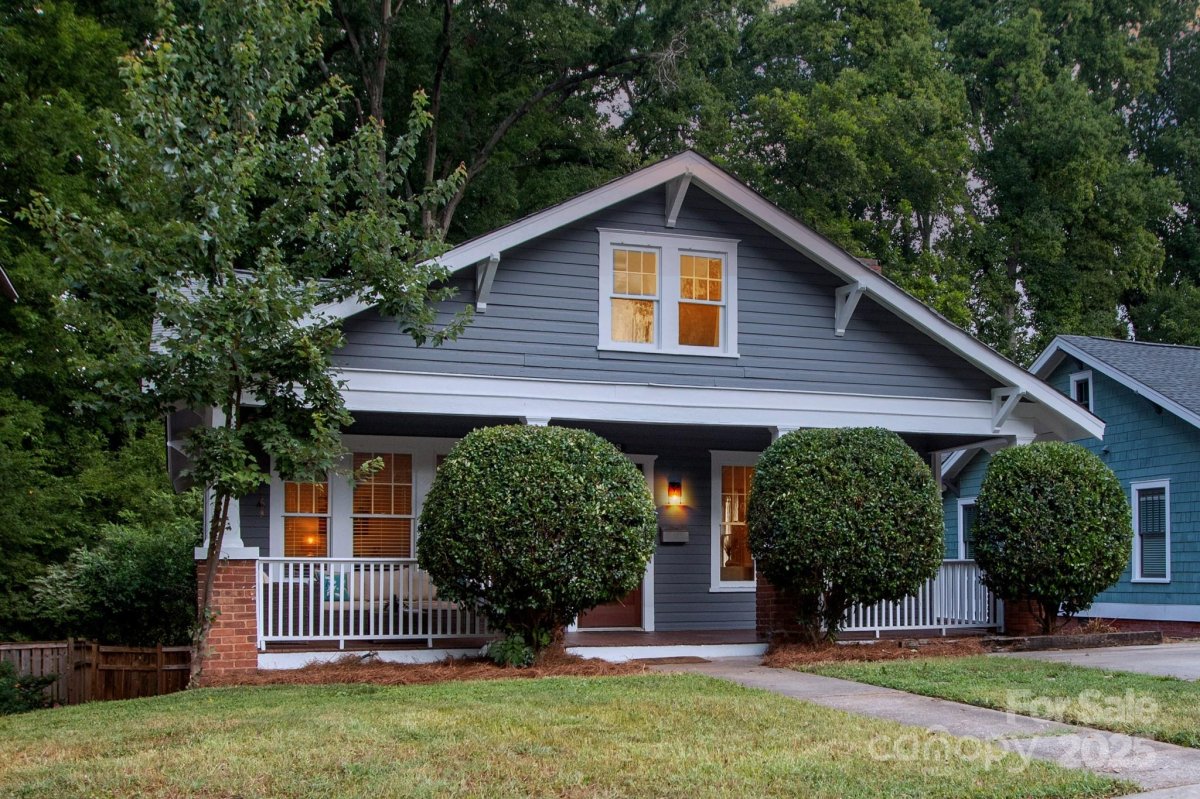 428 Walnut Avenue