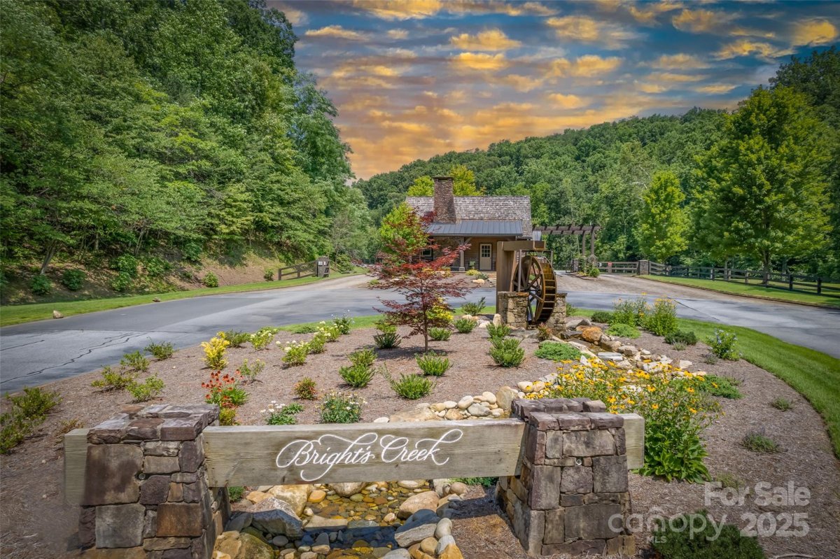 000 Deep Gap Farm Road