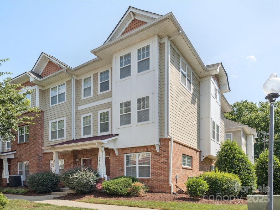 1236 Taliesin Court