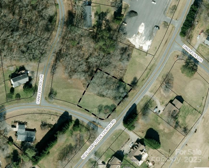 102 Oakwood Drive