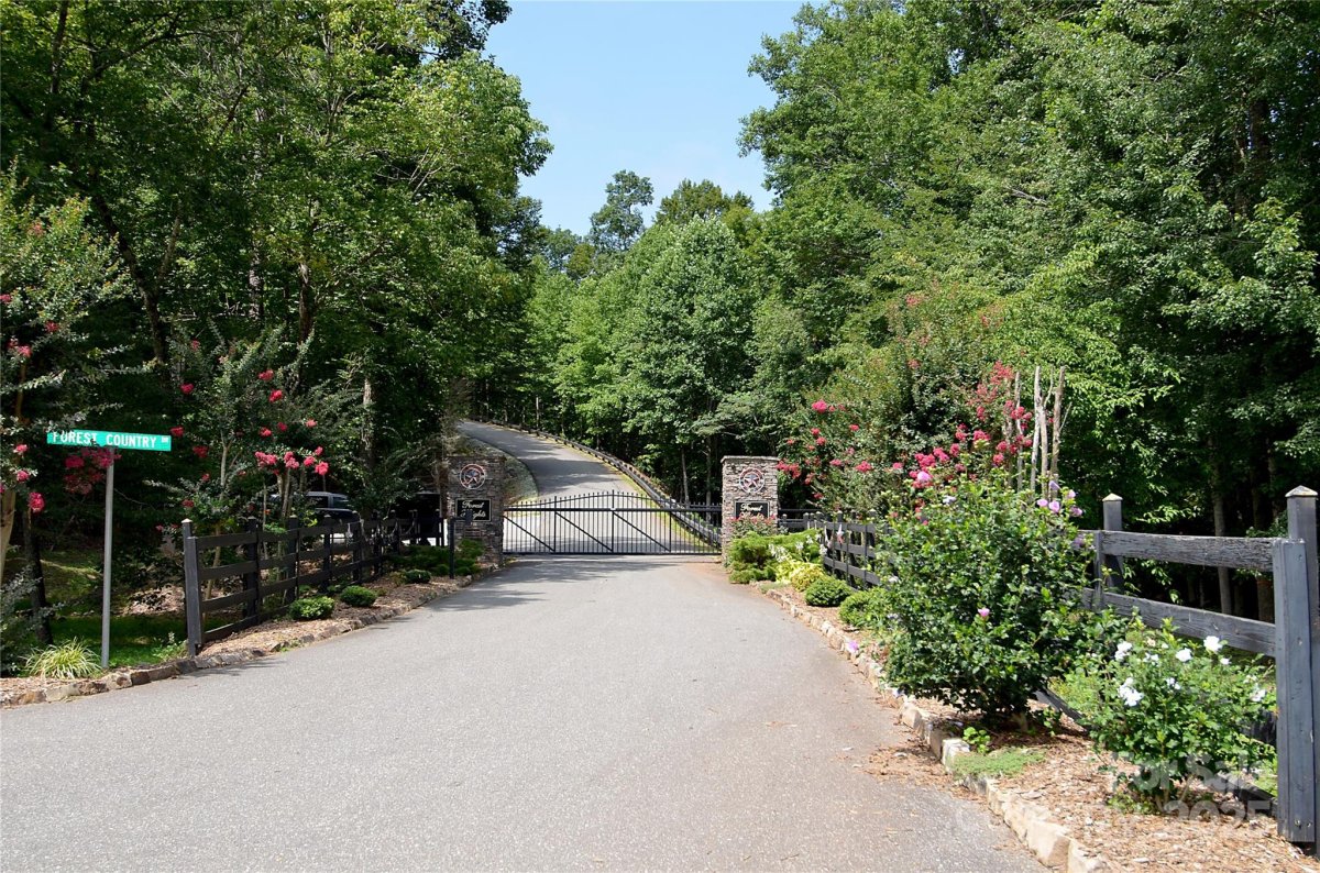 00 Ravenswood Drive 106
