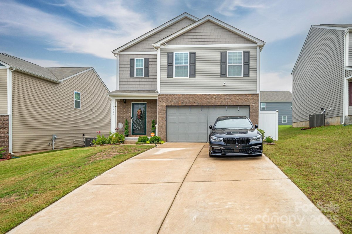 1605 Blue Velvet Lane 148