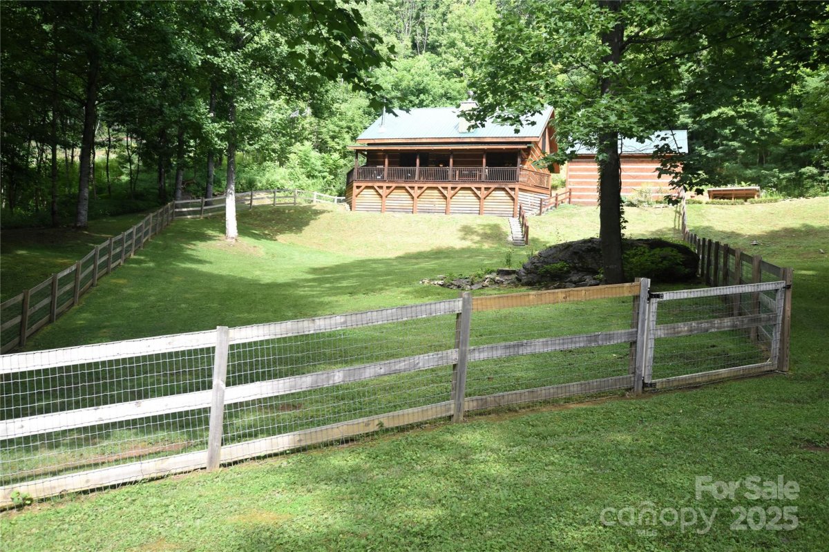 120 Spotted Fawn Lane