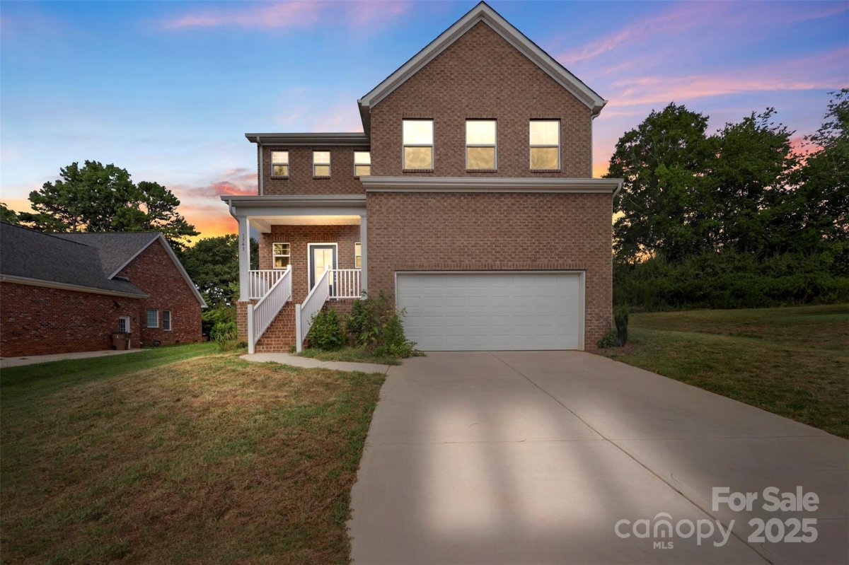 1341 Harvest Moon Way