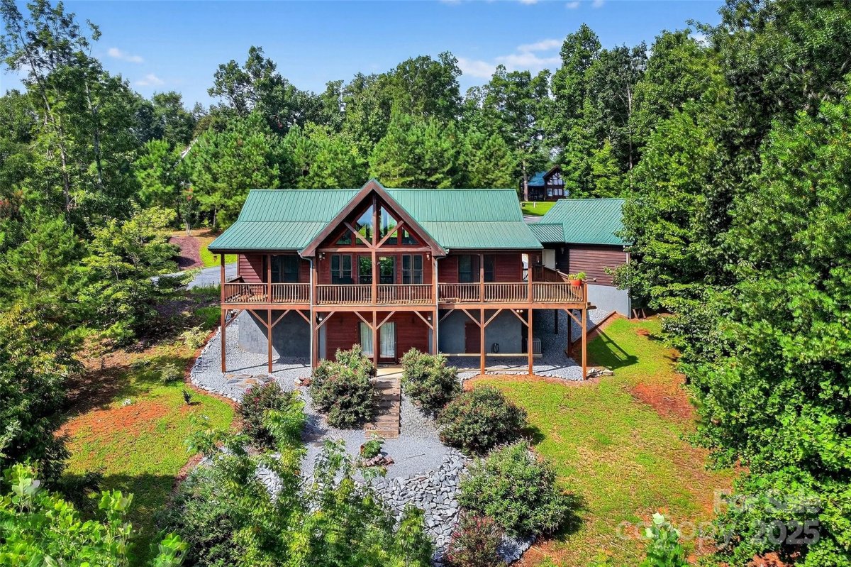26 Lakeview Trail