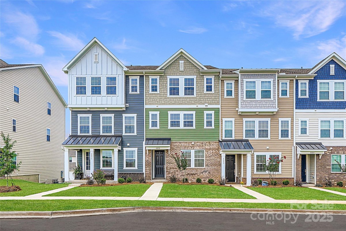 4092 Skyboat Circle