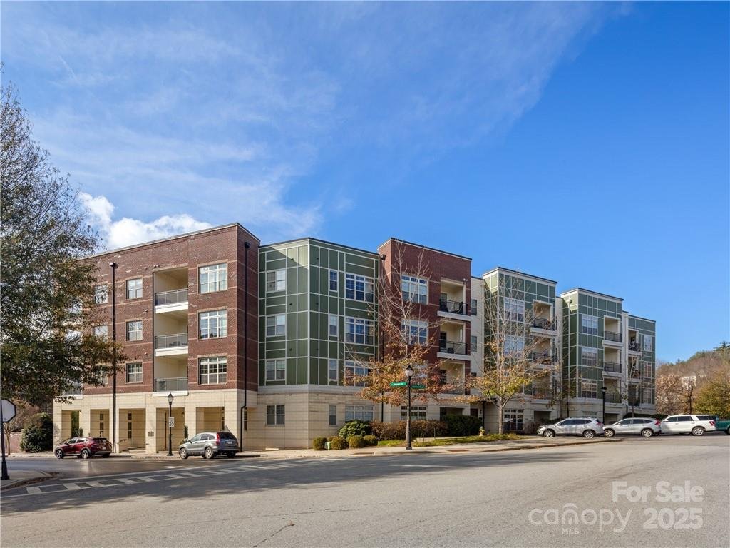 42 Schenck Parkway 109