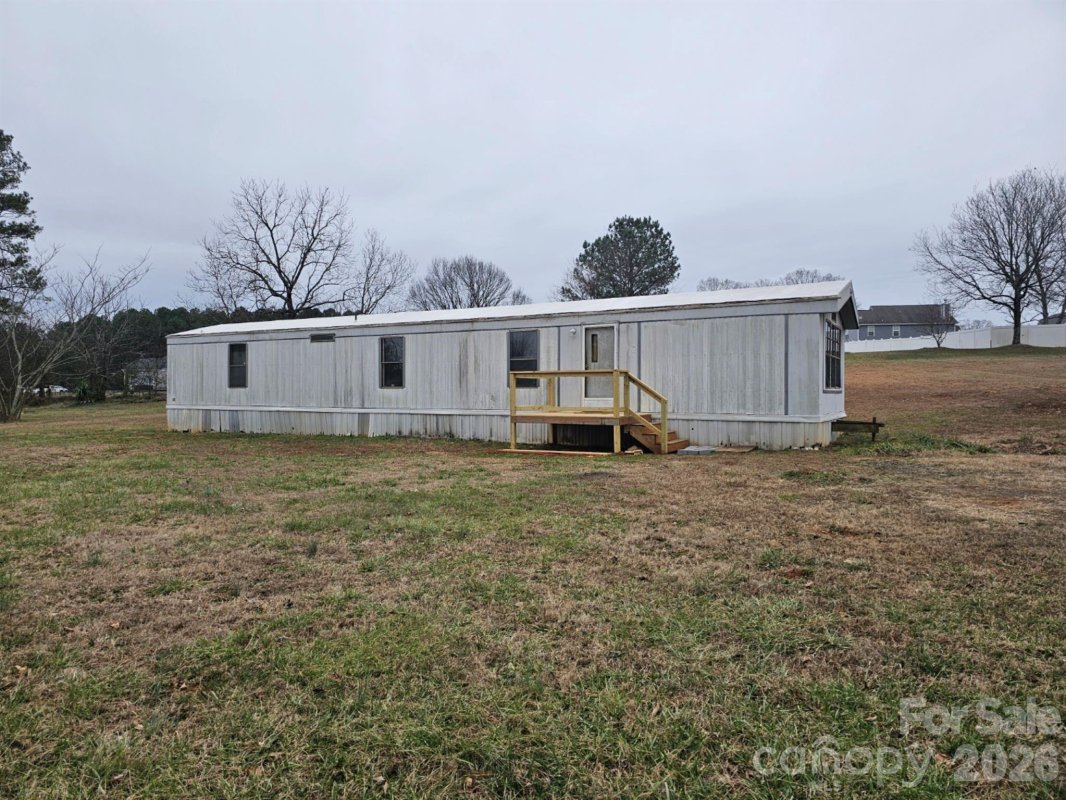 6601 Deerwood Trail