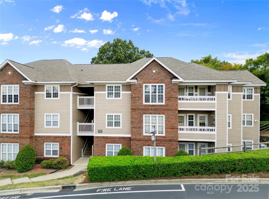 9909 Campus Walk Lane M