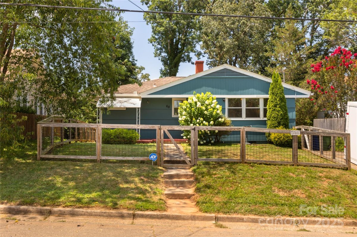 68 Vandalia Avenue