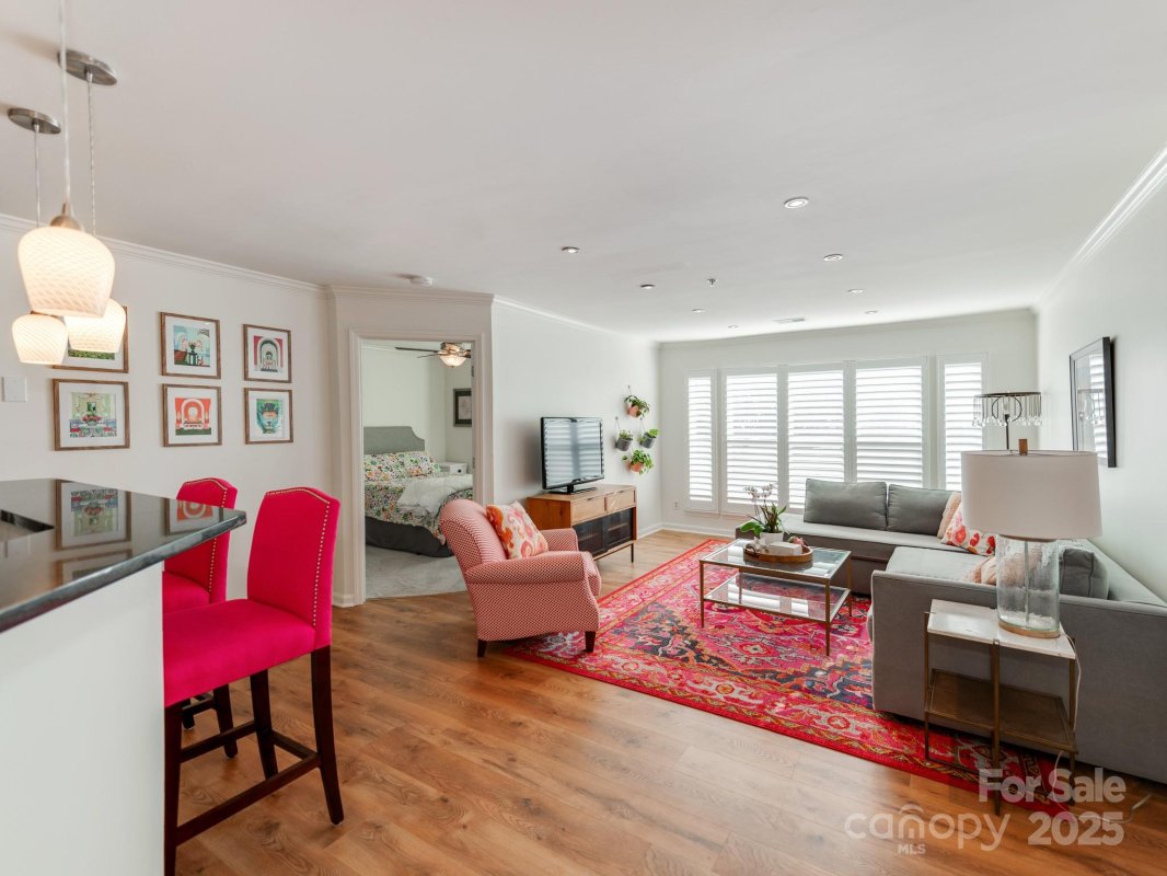 509 N Graham Street 1-G