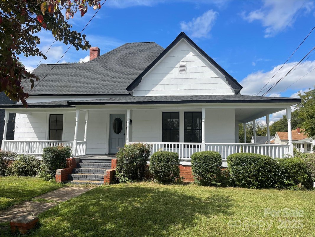 1228 Main Street