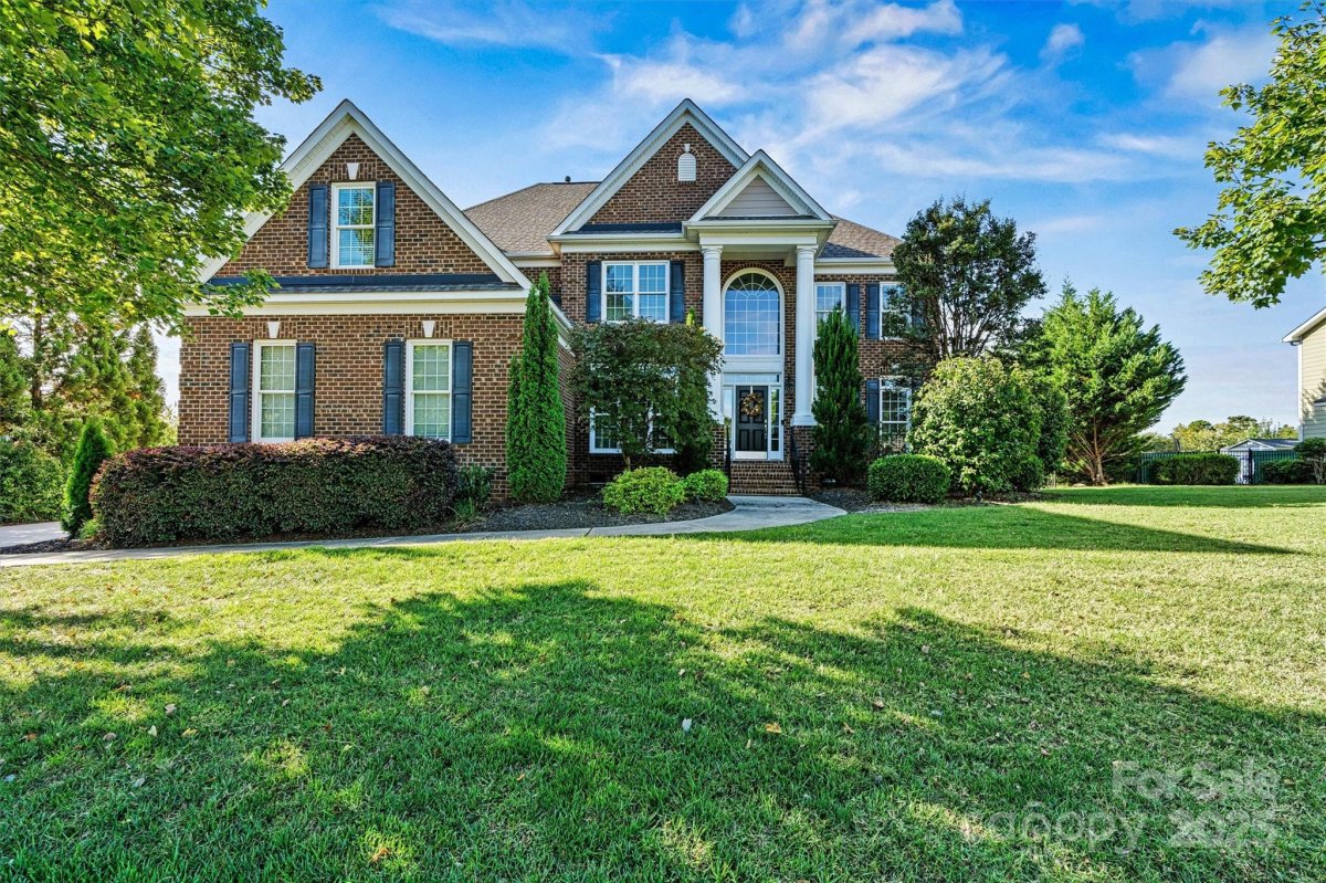 2576 Shanklin Lane