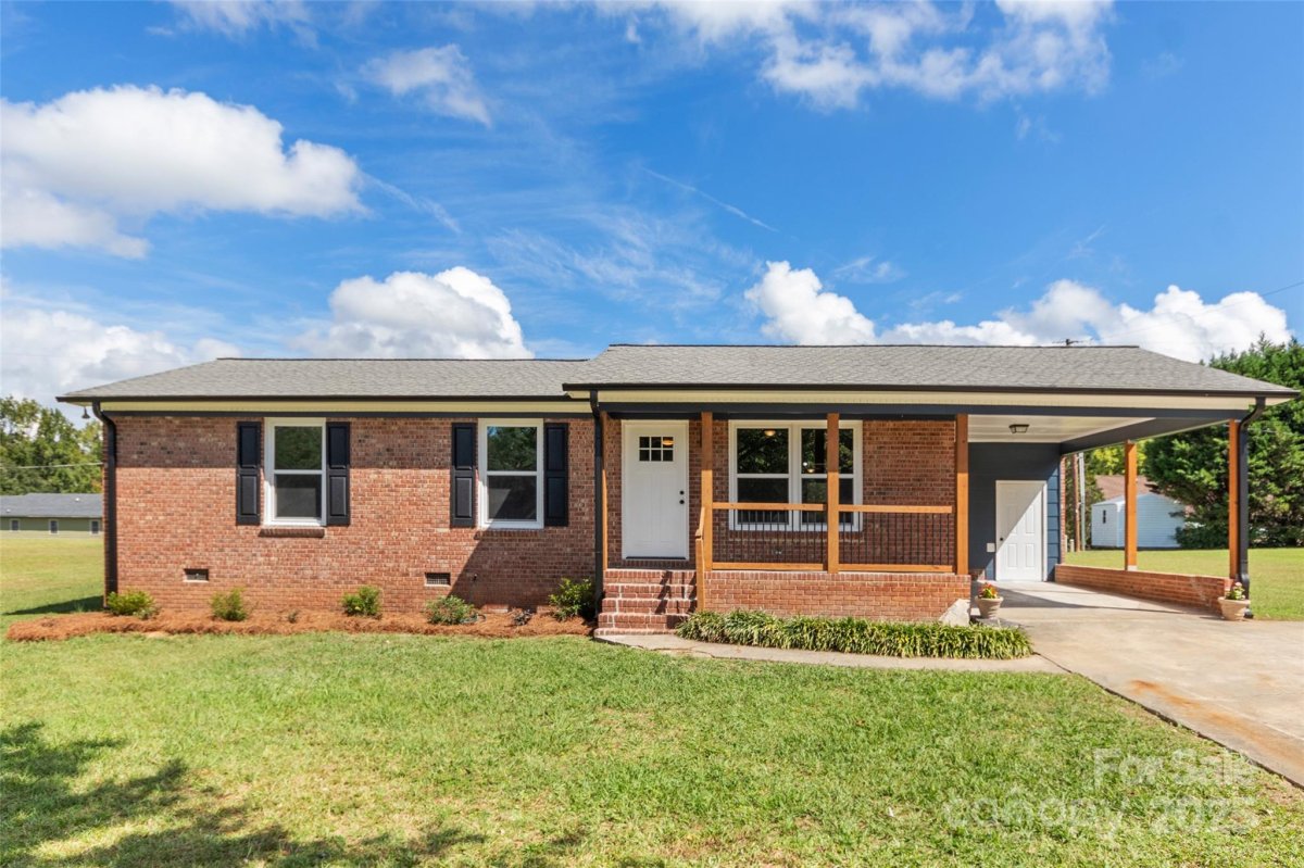 2525 Oxford Circle