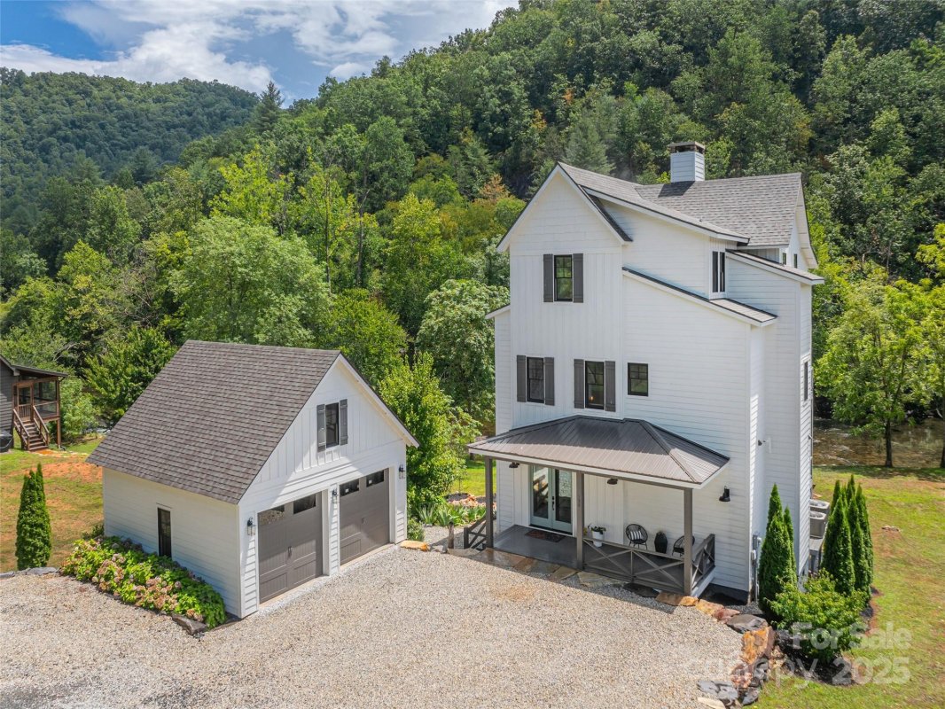 156 Grayling Drive