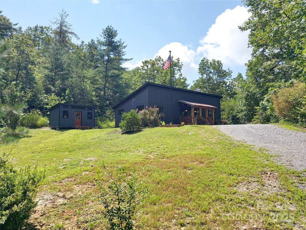 12 Bird Creek Estates Road