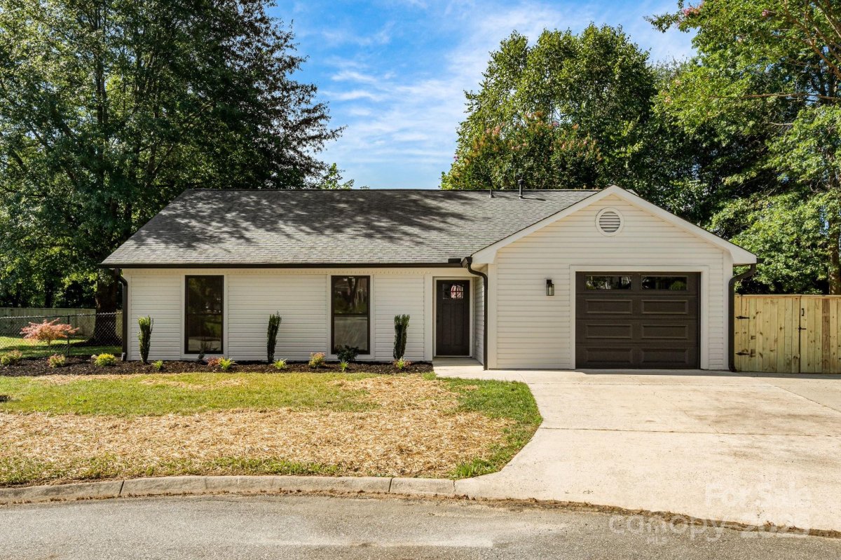 64 Southchase Drive