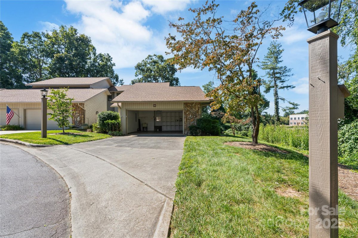 120 Clubwood Court