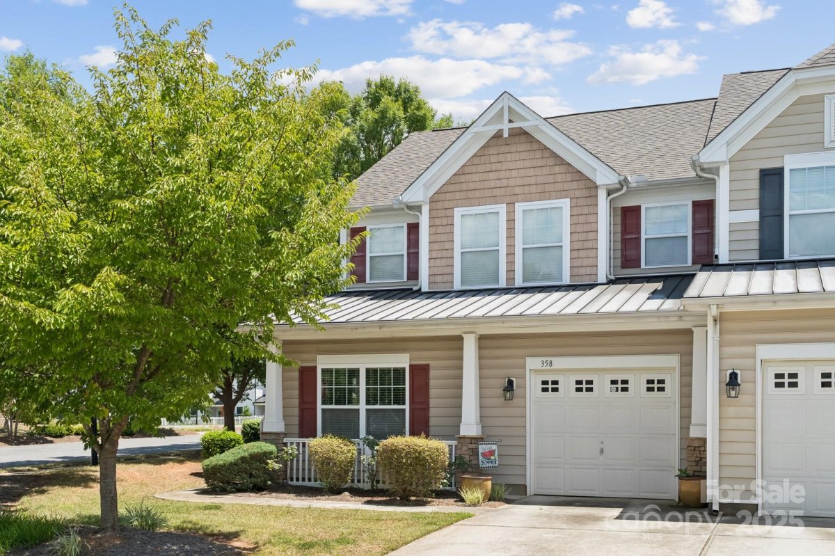 358 Rose Garden Court
