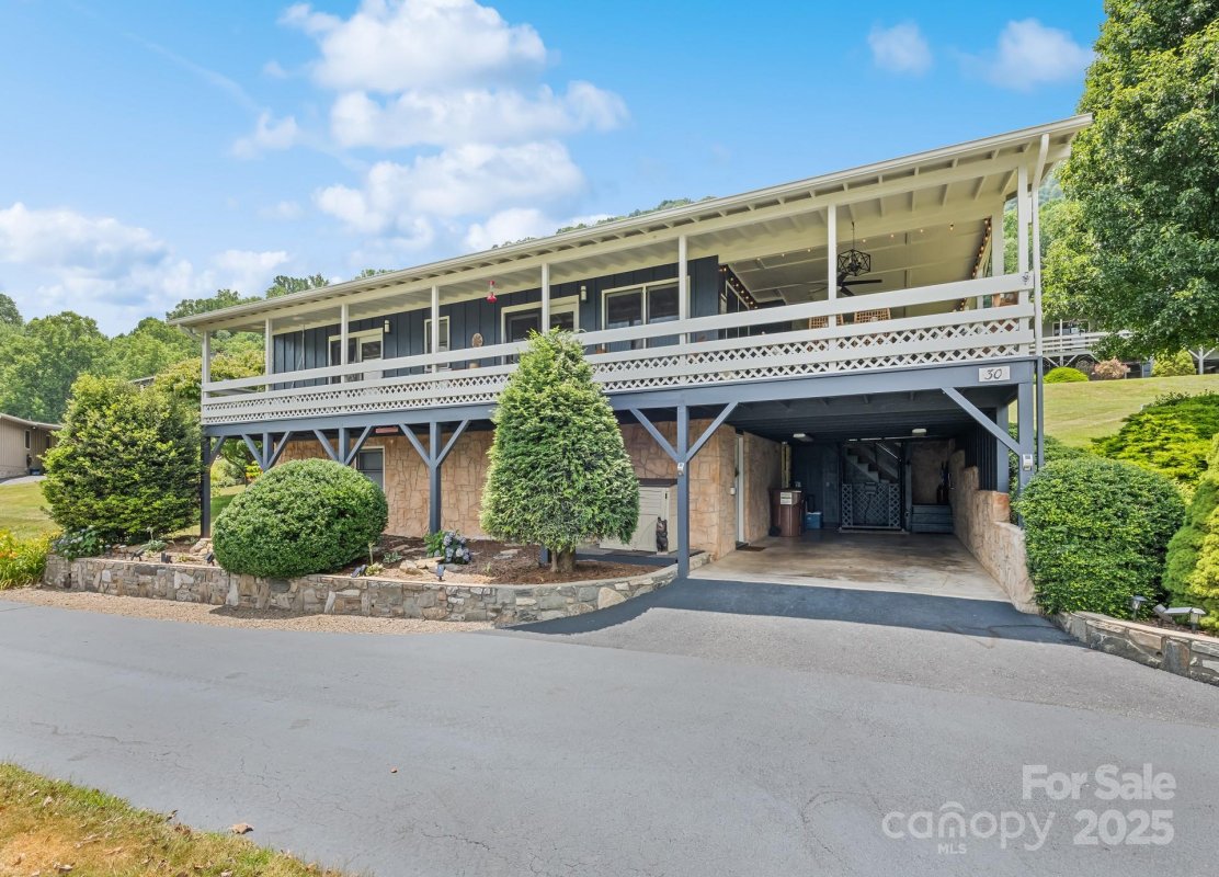 30 Onyx Lane