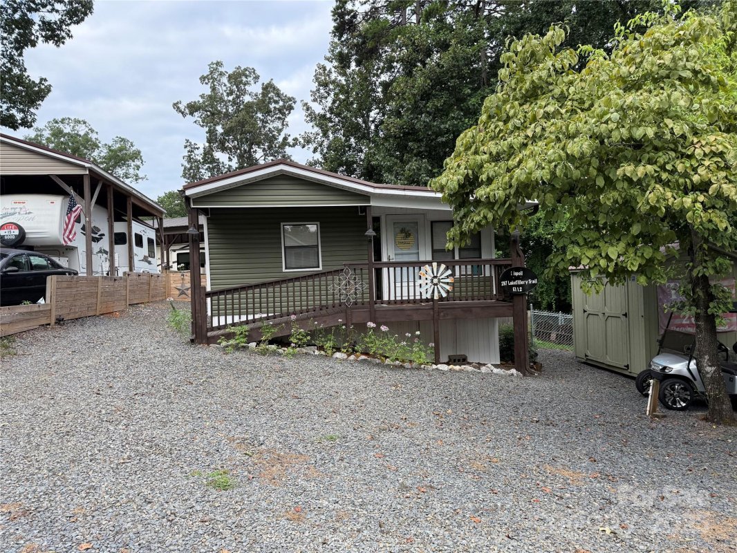 297 299 Lake Tillery Trail E112/113