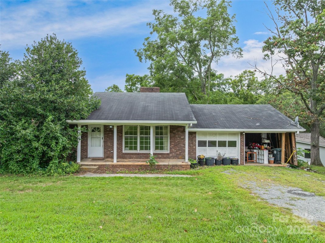203 Barton Road